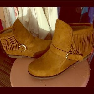 Suede Tassel Boots Size 9 1/2 wide